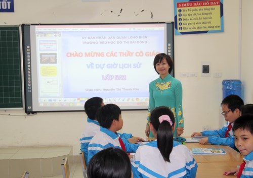 Cô giáo Nguyễn Thanh Vân hết lòng với sự nghiệp “đưa đò”